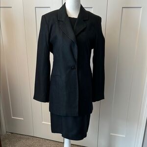 Elegant Black Sleeveless Dress with Matching Jacket